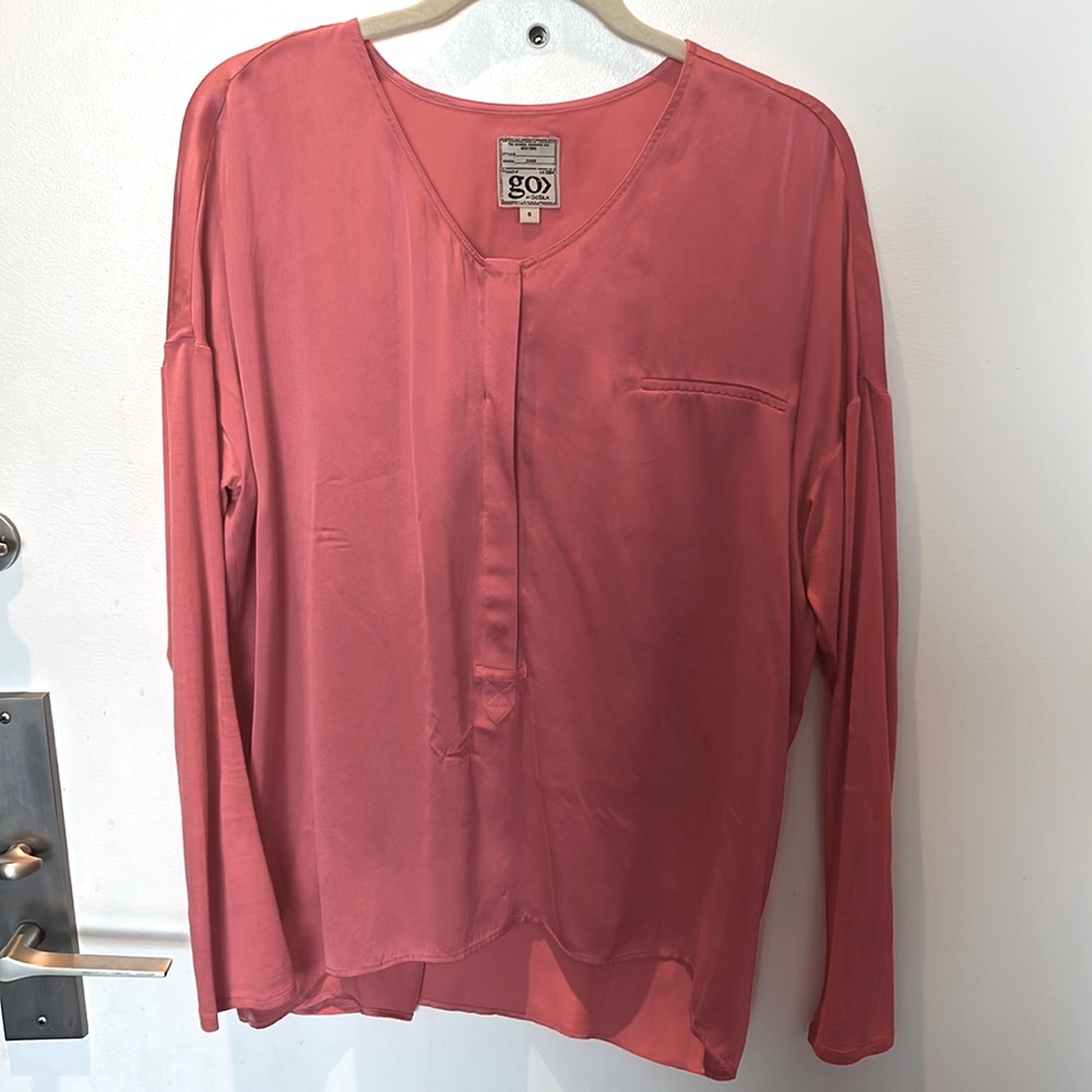 Beautiful coral silk LS blouse by GoSILK , size small.
